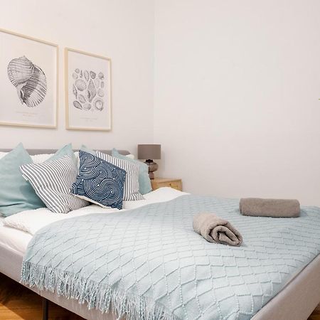Designer Apartment, 5 Min To City Center Wina Bagian luar foto
