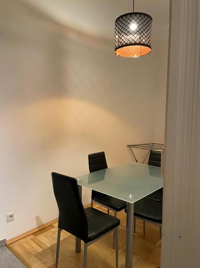 Designer Apartment, 5 Min To City Center Wina Bagian luar foto