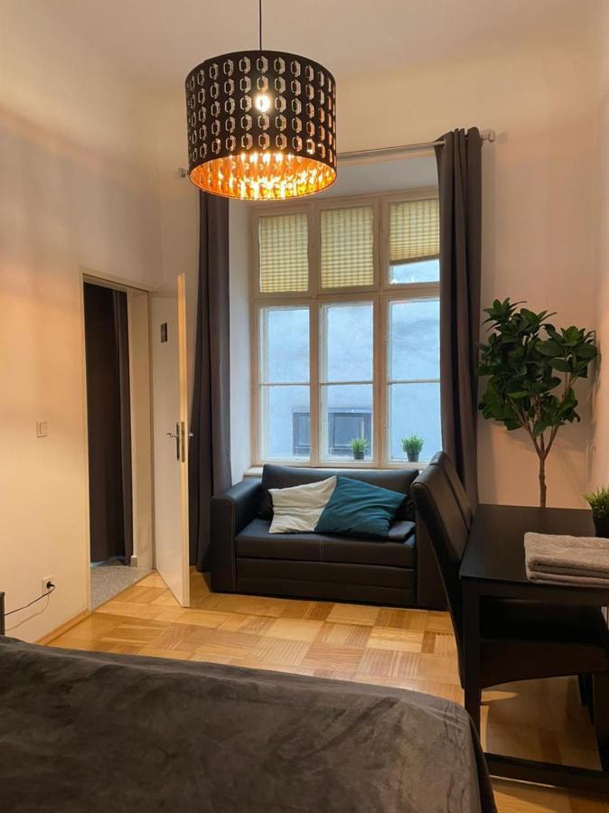 Designer Apartment, 5 Min To City Center Wina Bagian luar foto