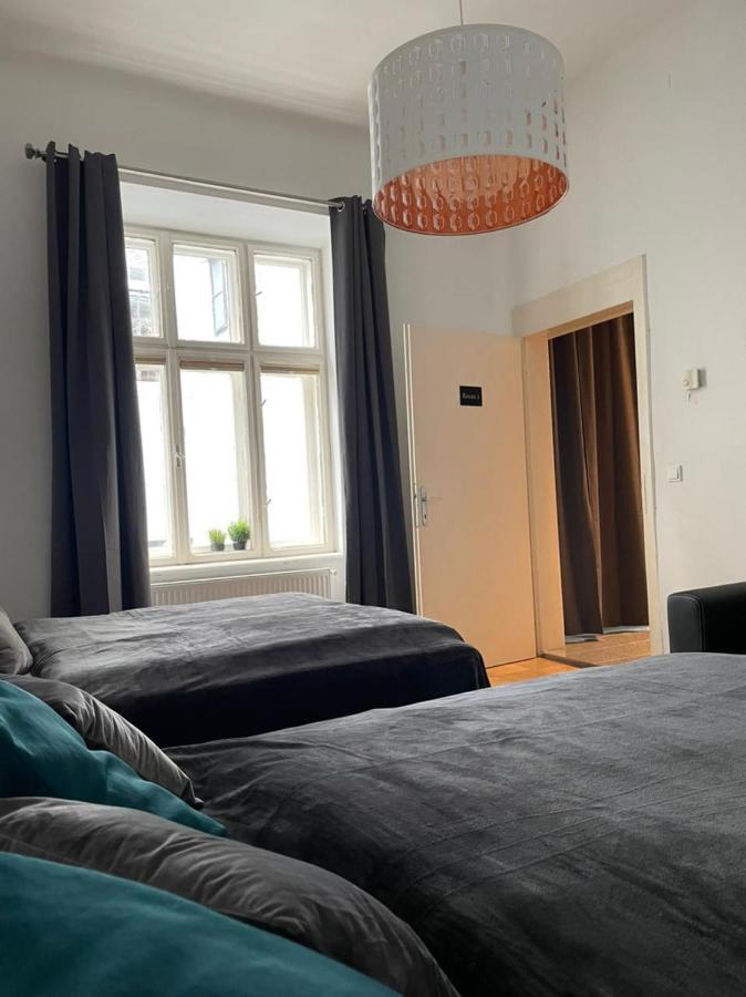 Designer Apartment, 5 Min To City Center Wina Bagian luar foto