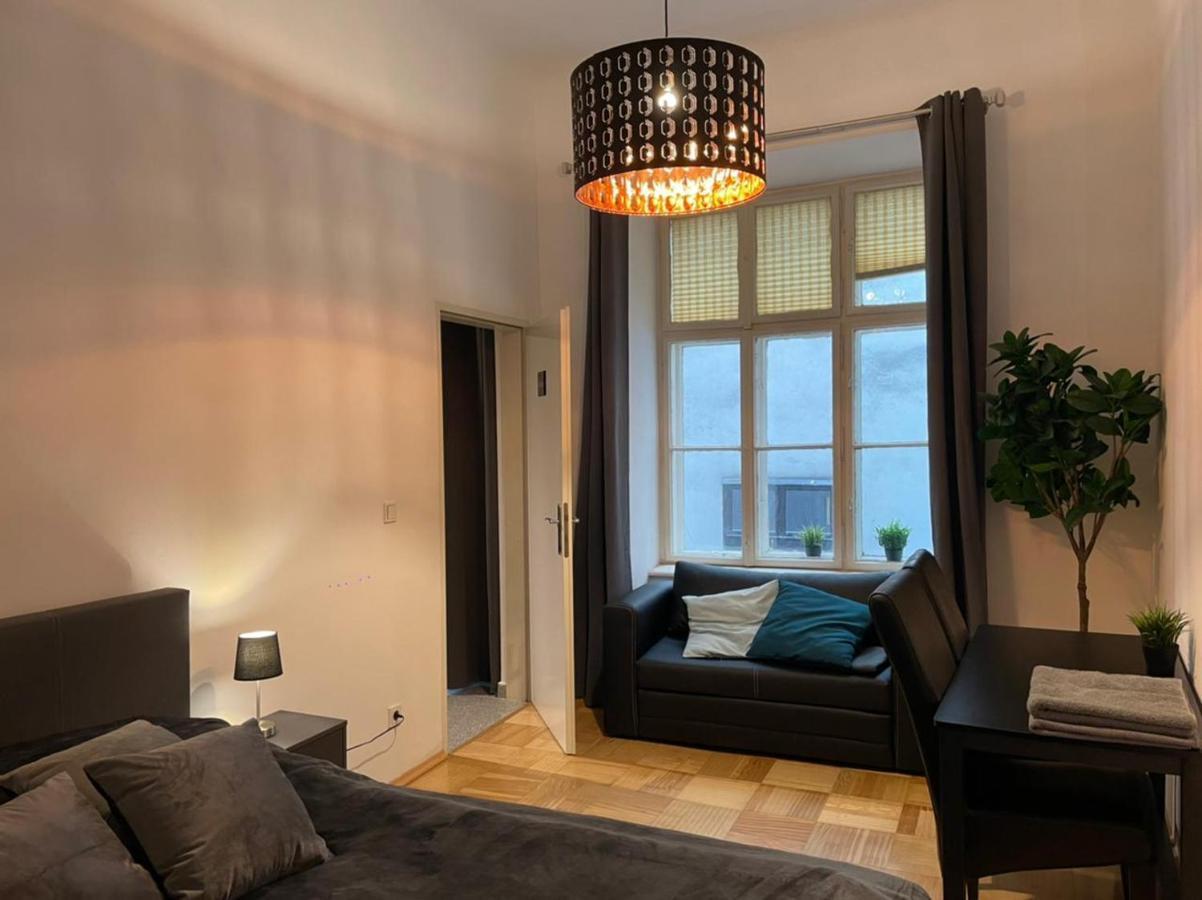 Designer Apartment, 5 Min To City Center Wina Bagian luar foto