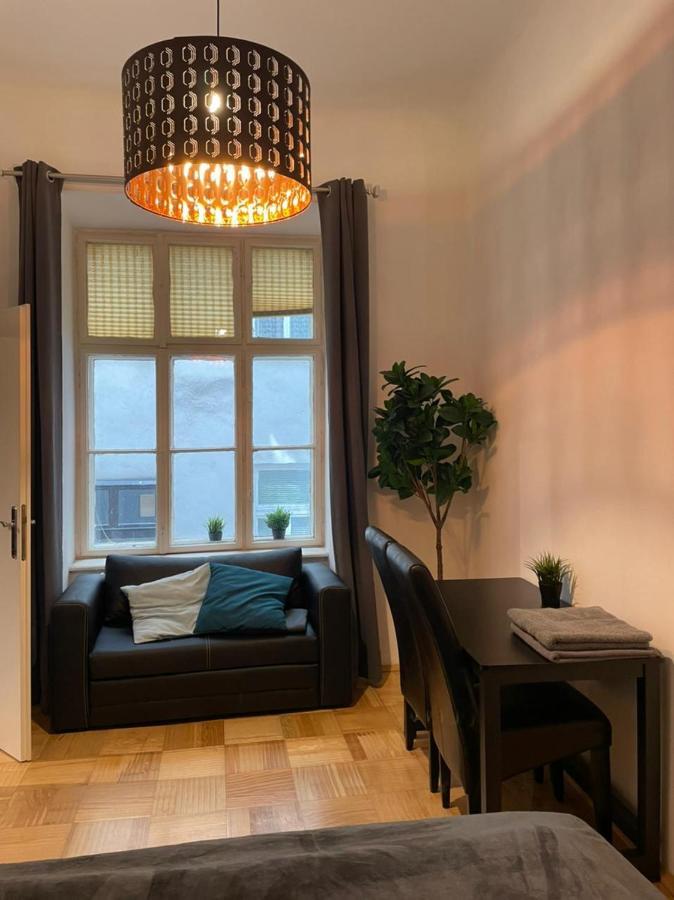 Designer Apartment, 5 Min To City Center Wina Bagian luar foto